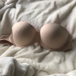 Victoria Secret Strapless Bra